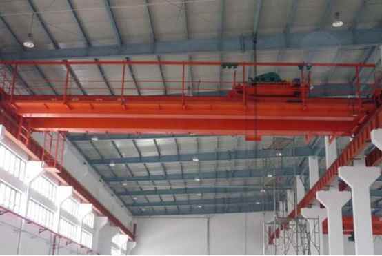 The installation and maintenance of crane wheels