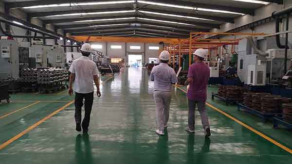 Ethiopian customer toured our facility9.jpg