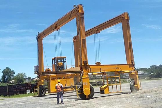 Rubber Tired Gantry (RTG) Crane