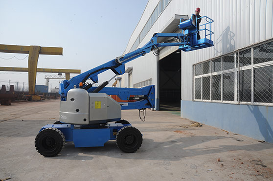 Self Propelled Articulating Boom Lift
